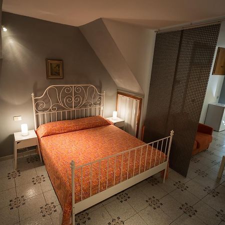 Robs House Apartment Рио Маджоре Стая снимка